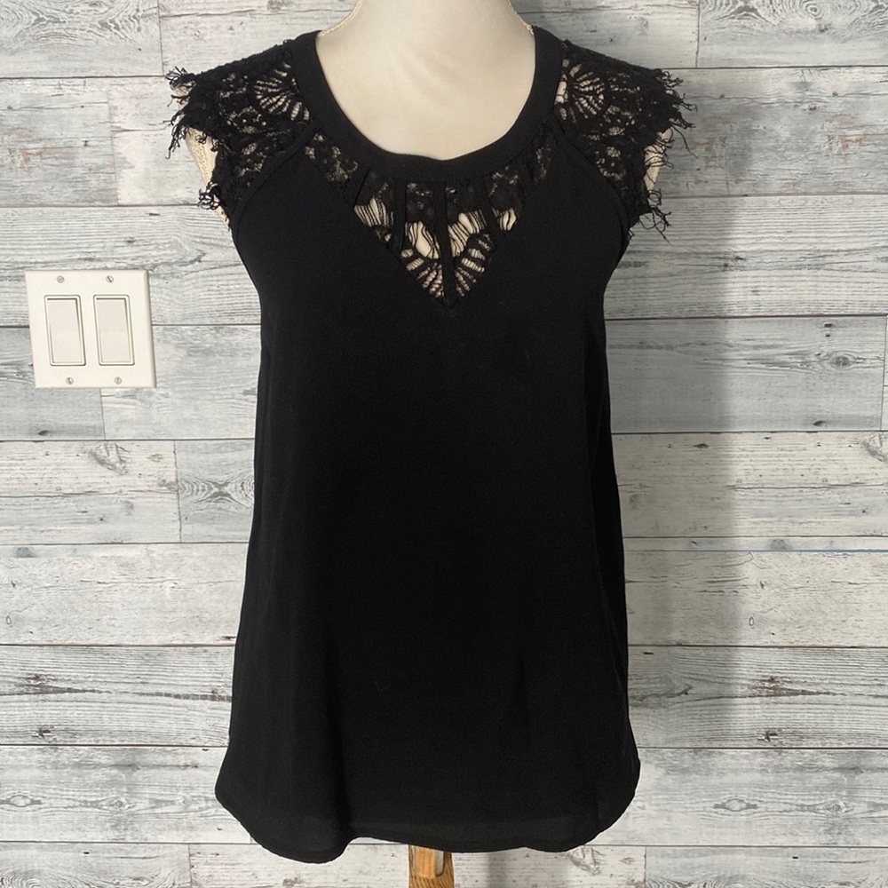 BRIXON IVY BLACK SLEEVELESS BLOUSE